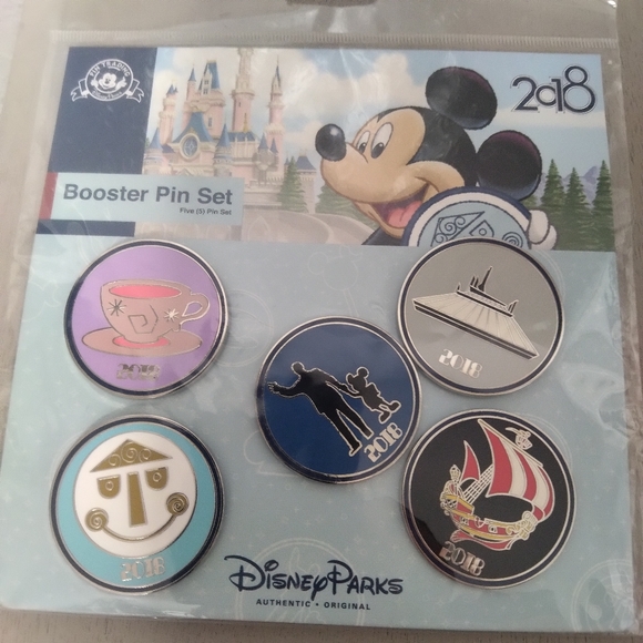 Disney Parks Pin Booster Set 5 pins 2018 - Picture 1 of 4